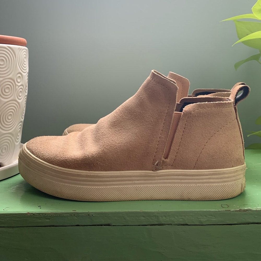 Dolce Vita Platform Sneakers